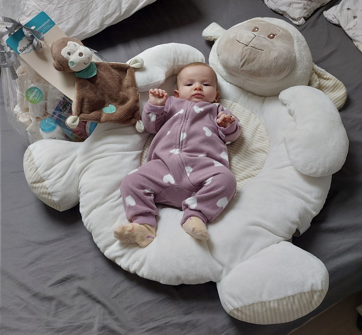 Übergabe Babygeschenk